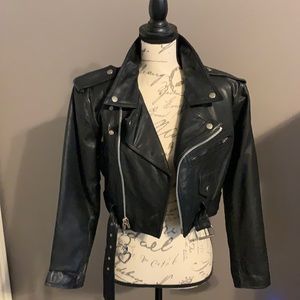 Vintage style leather cropped jacket